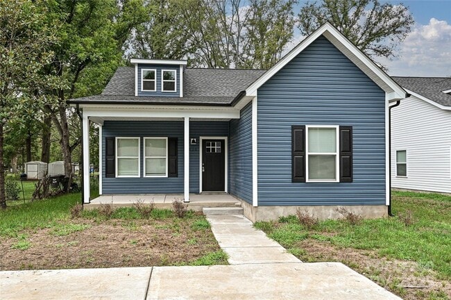 Building Photo - 636 Harrison St