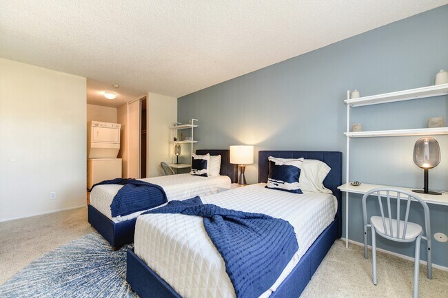 Renaissance Park Apartments