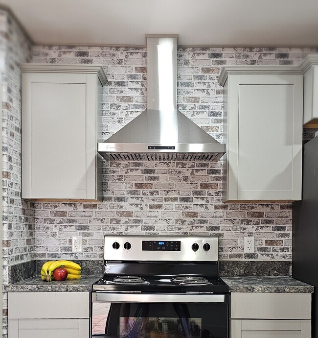 Photo - 1600 Orange Ave