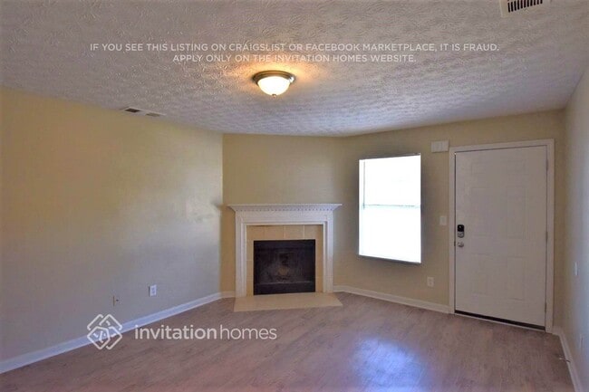 Photo - 727 Trickle Ln