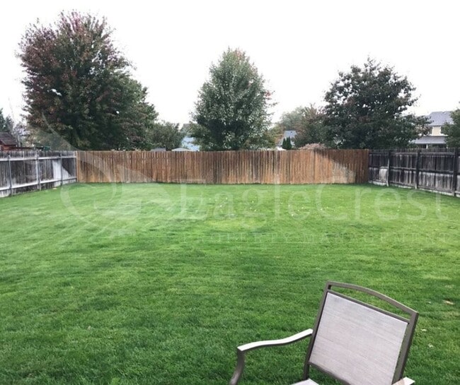 Photo - Three Bedroom, Two Bathroom House Located Near WWCC