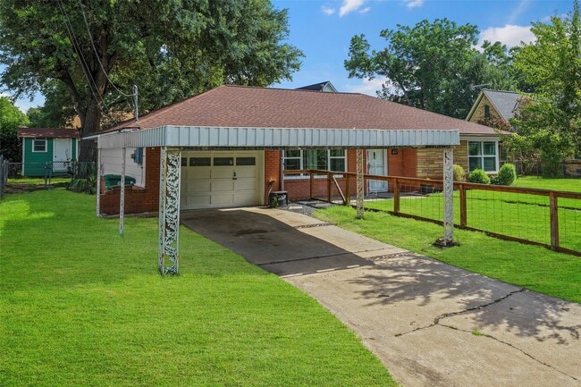 Photo - 617 Graceland St