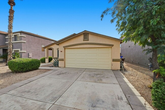 Photo - Johnson Ranch 3 Bedroom! Tile Throughout All Appliances!