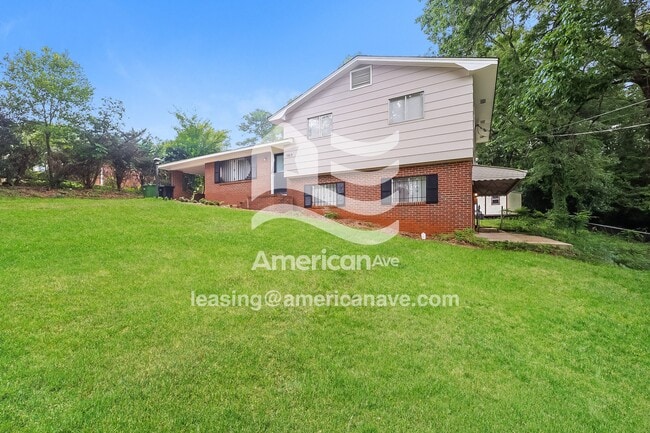 Photo - 1983 Monaco Dr