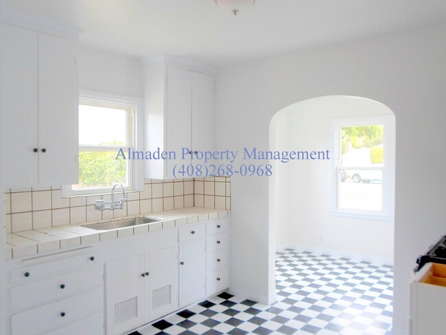Photo - Charming Home in the Heart of Willow Glen! Hardwood Floors!!