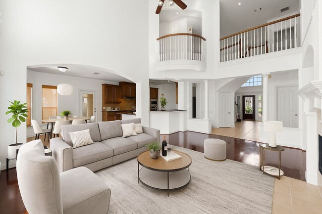 Building Photo - 13202 Brushy Knoll Ln