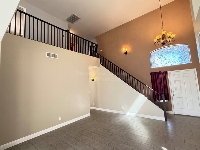 Photo - 6425 W Desert Hollow Dr