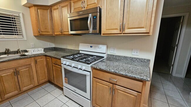 Photo - 667 Indian Church Rd Unidad APT 3