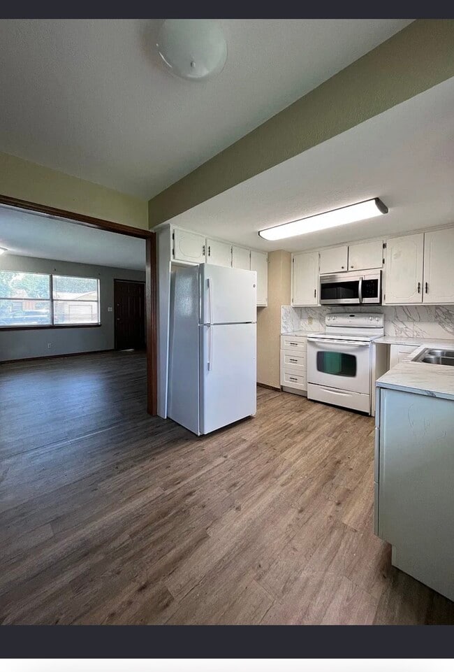 Photo - 1302 N 13th St