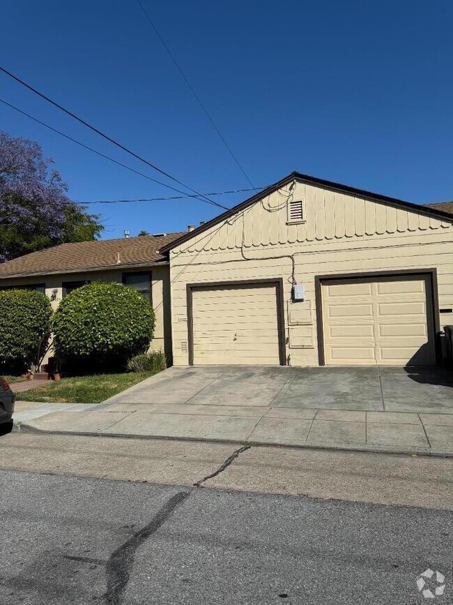 Building Photo - 604 7th Ave Rental