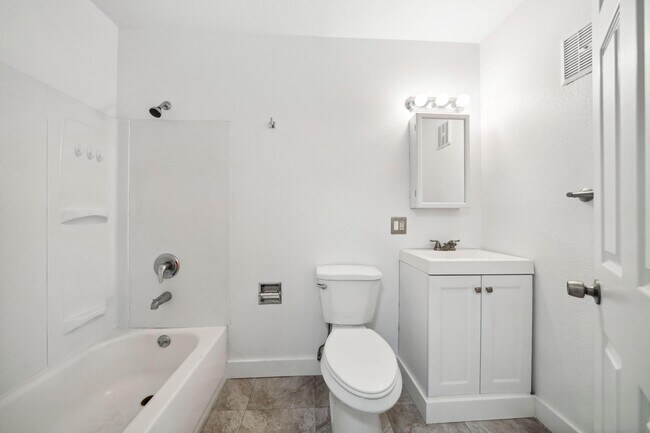 Photo - Main Street Apartments