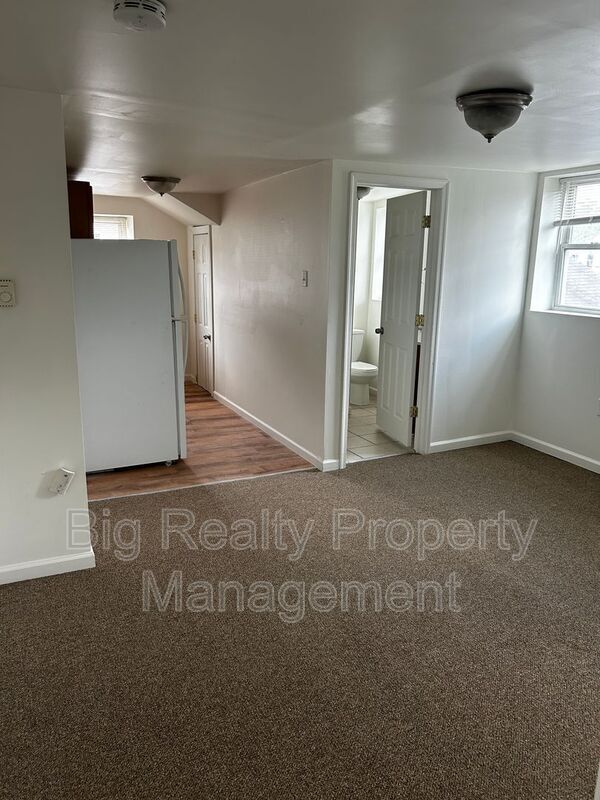 Photo - 29 N Main St Unit 4A