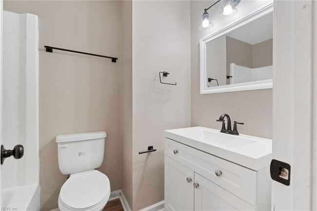 Photo - 5416 Heatherton Ct