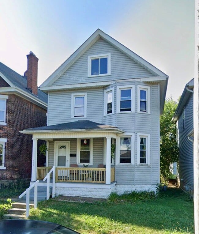 Building Photo - 333 E Morrill Ave