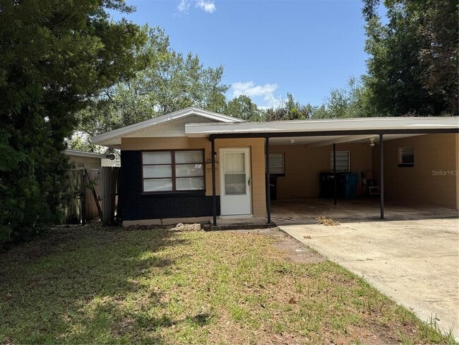 Photo - 1421 Noble Pl