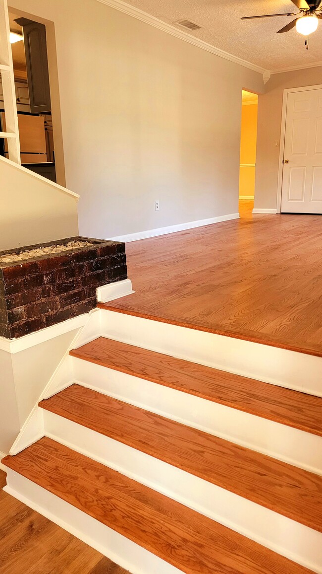 Photo - 2915 Lajean Dr