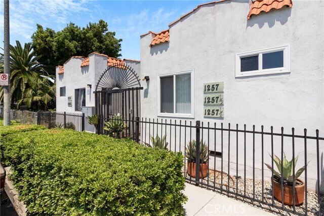 Building Photo - 1257 W 38th St Rental