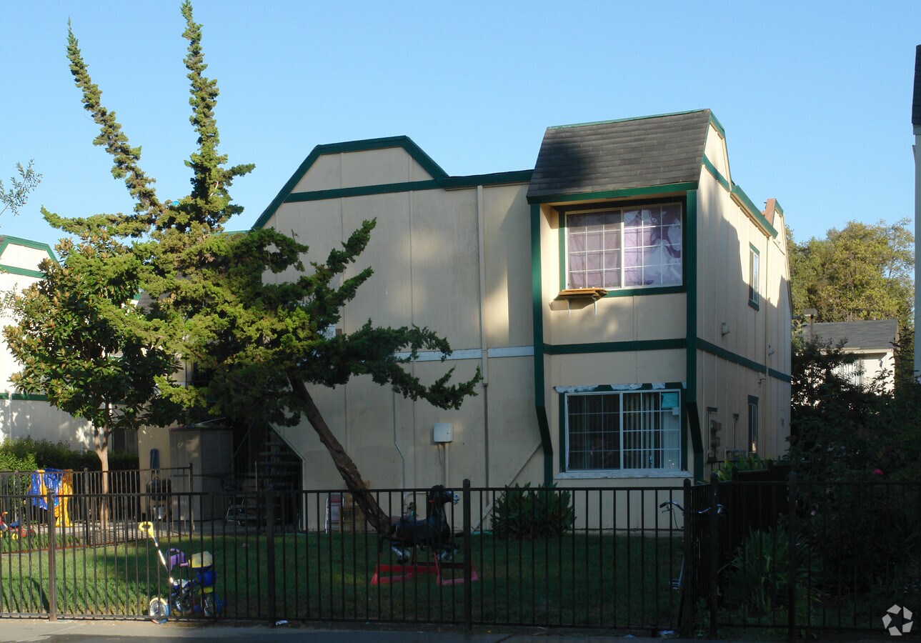 Photo - 1391 Tami Lee Dr