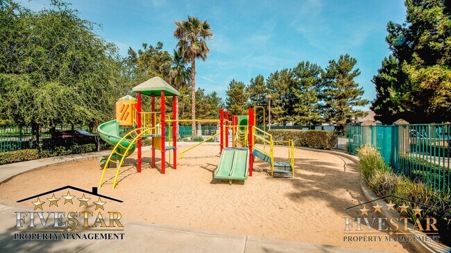 Photo - House for Rent on 4938 Shorebird Drive