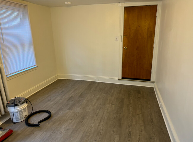 Photo - 409 Farnsworth Avenue Unit Apt 2