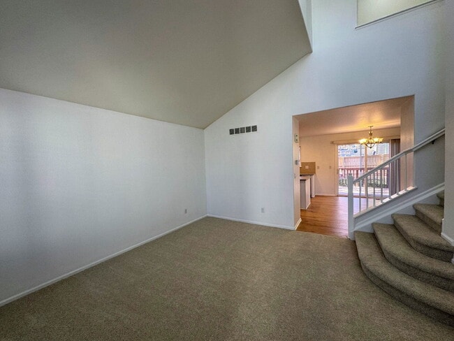 Photo - 4788 Laurelglen Ln