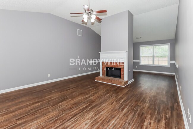 Photo - 339 Peachtree Cir
