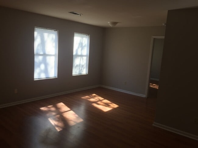 Photo - Cumberland Pointe