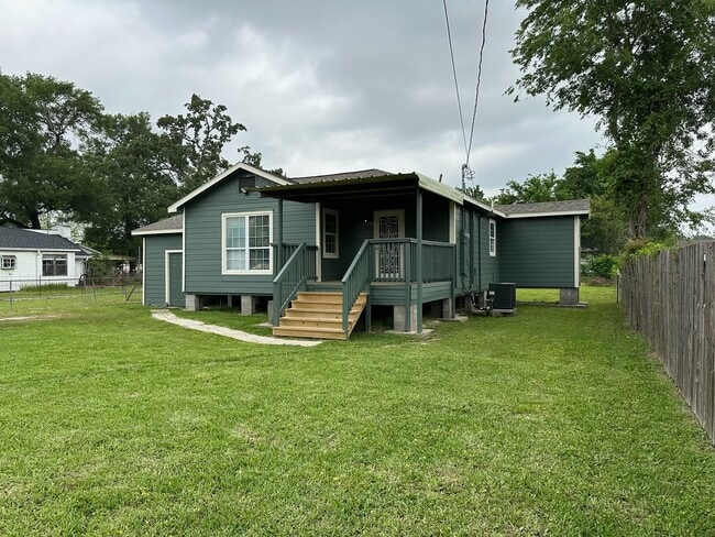 Photo - 11013 Pandora Dr