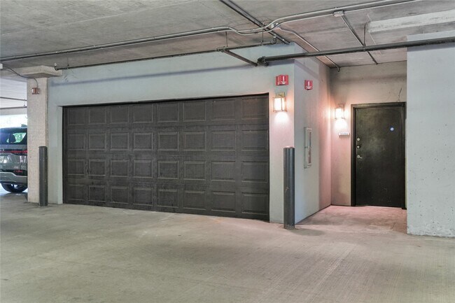 2000 Bagby St Unit 2401