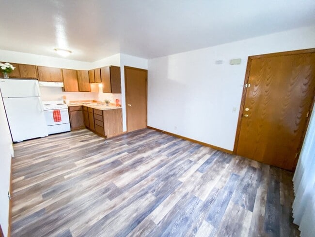 Photo - Town's Edge Apartments