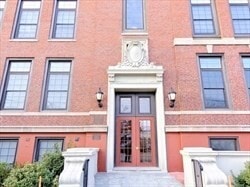 Building Photo - 215 Harvard St Unit 32