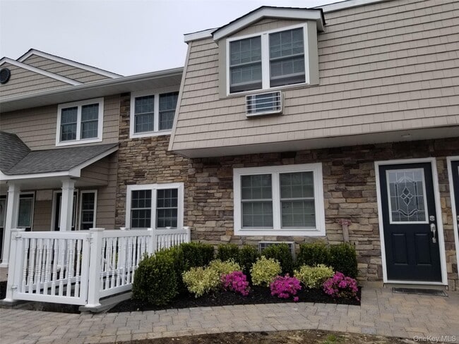 Building Photo - 420 Terrace Rd Unit T10-420