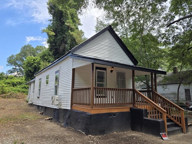 Photo - 61 Sargent Farmer St