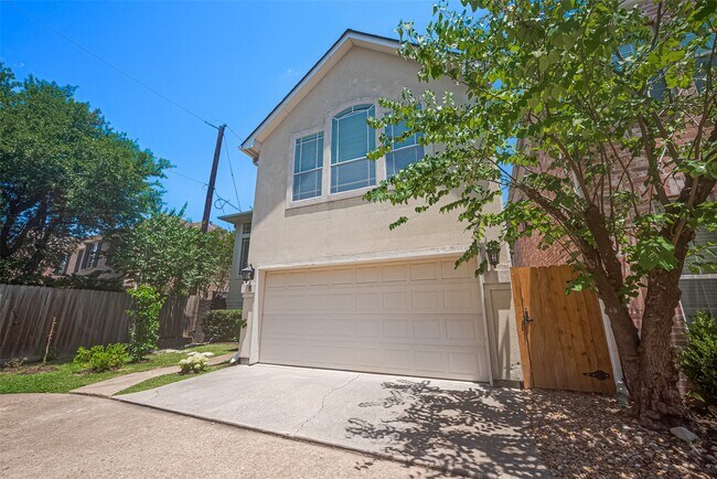 Photo - 1413 Whispering Pines Dr