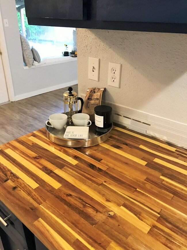 Photo - 10822 Green Brook Dr