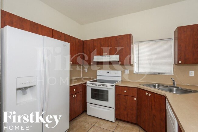 Photo - 428 SE 12th Ter