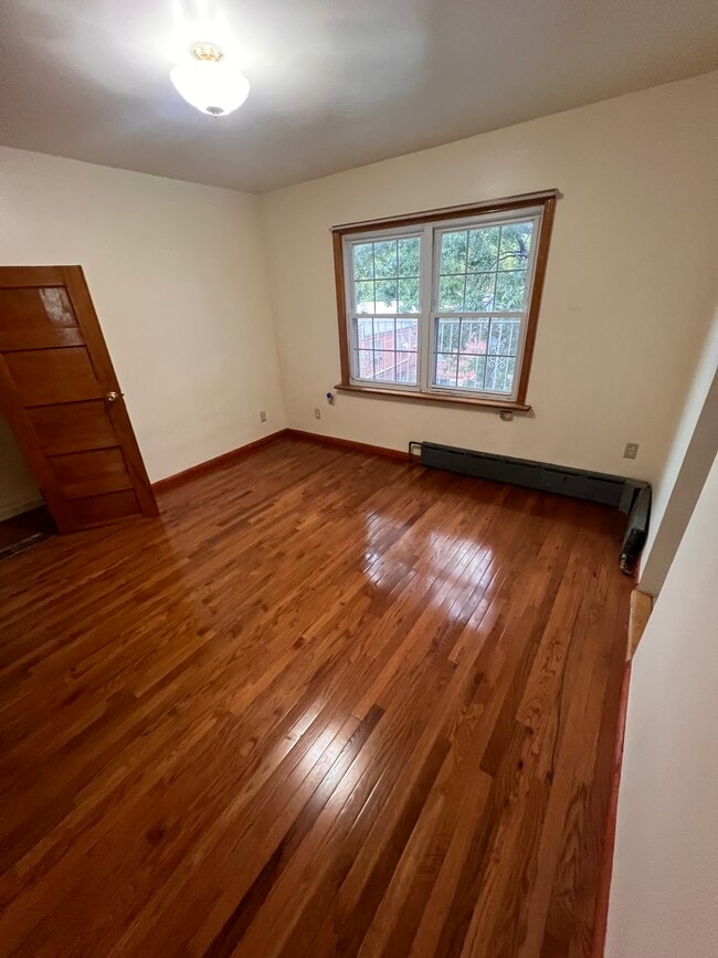 4251 Ketcham St Unit 3rd Floor
