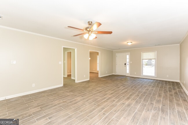 Photo - 110 Fairfield Dr