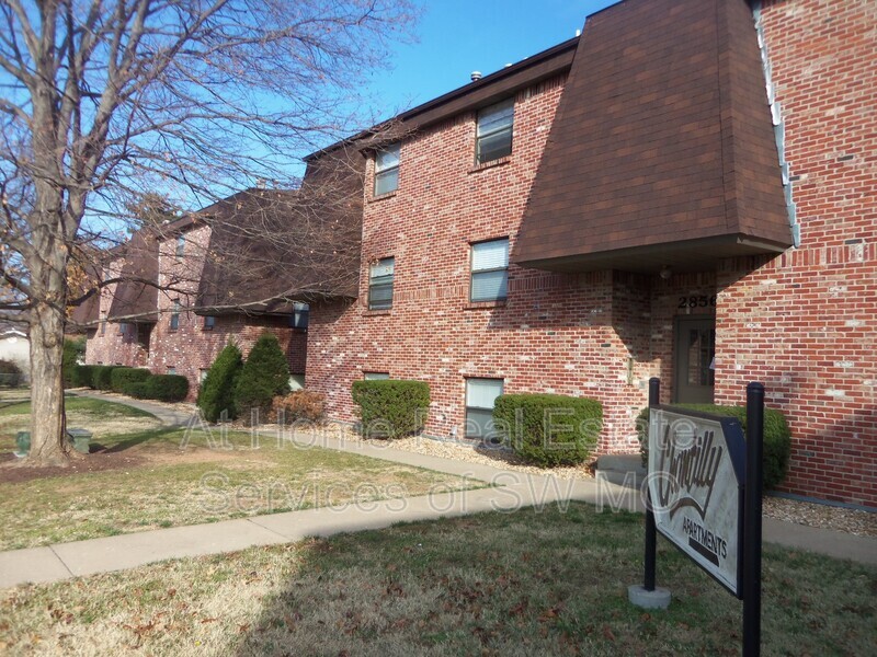 Photo - 2850 S Rogers Ave Unit Apt #7