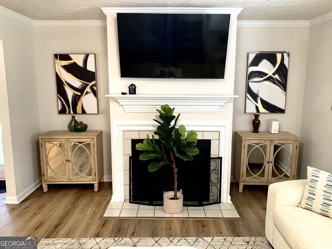 Photo - 308 Park Leaf