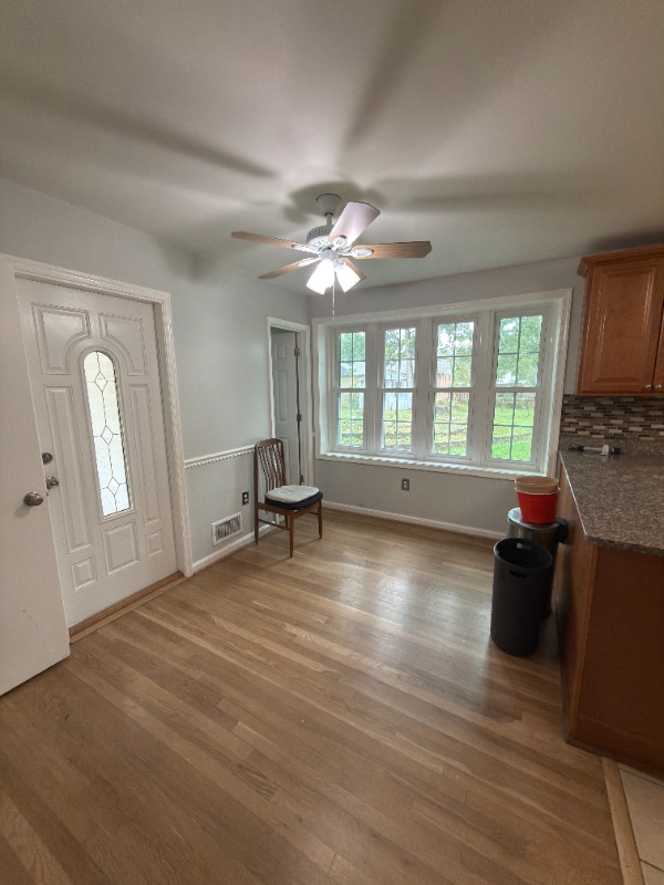 Photo - 6919 Rolling Rd