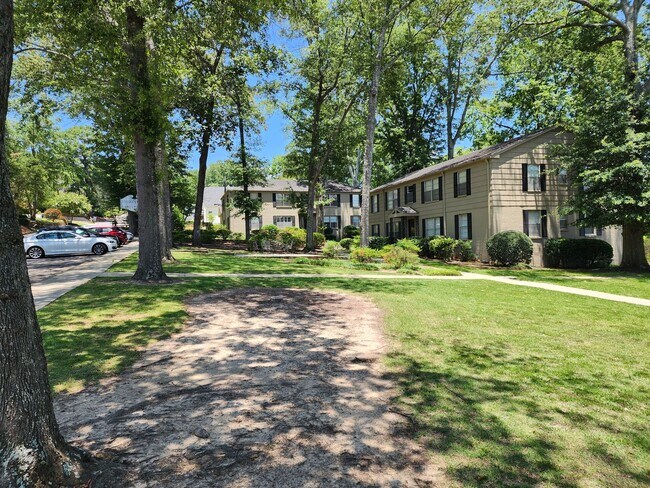 Photo - 109 B Memory Court, Mountain Brook, Alabama 35213