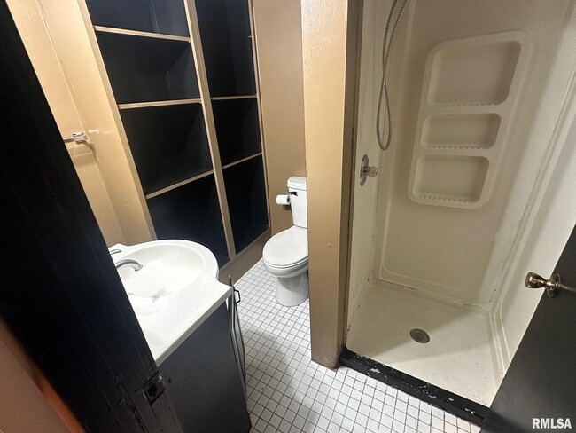 Photo - 524 Caroline St