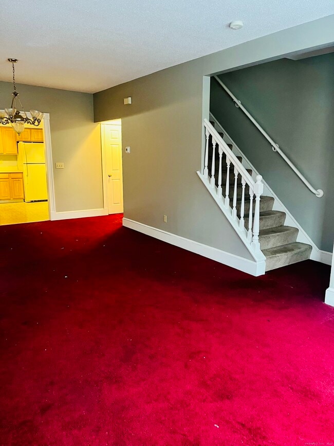 Photo - 24 Mortson St