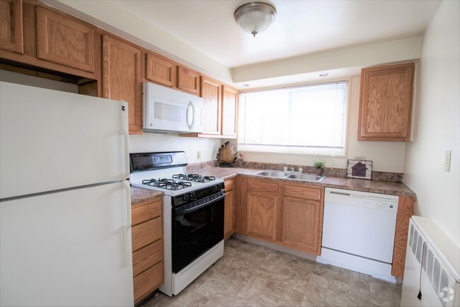 Kitchen - Grant Village Rental