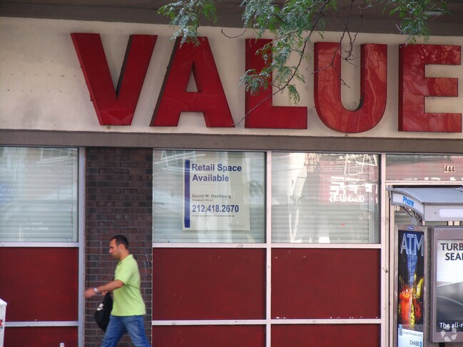 Photo - Henry Phipps Plaza South