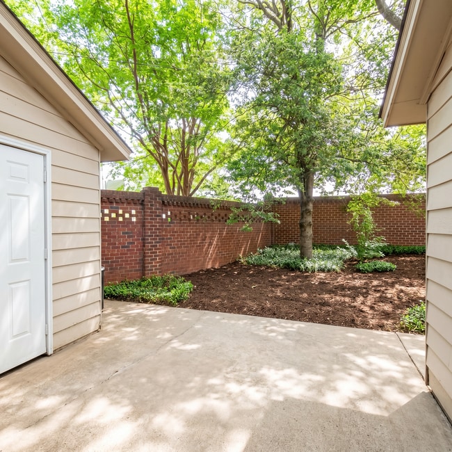 Courtyard Townhomes