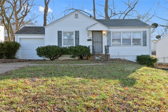 Photo - 1324 Odessa Dr House