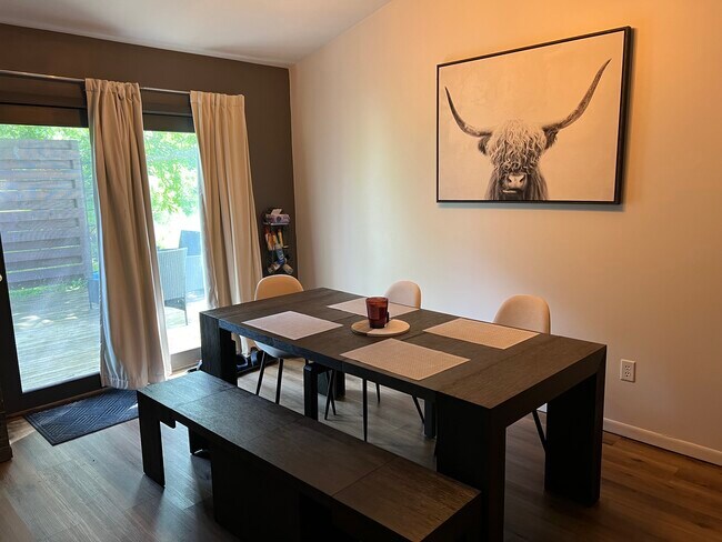 Photo - 306 Sunnyview Ln