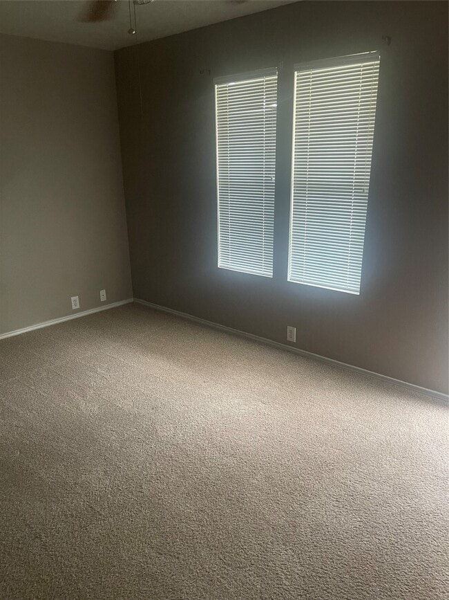 Photo - 2215 Walnut Fair Ln